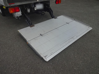 ��������