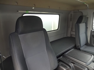 ��������