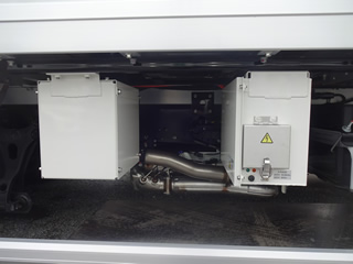 ��������