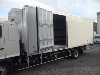 ��������