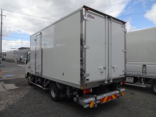 ��������