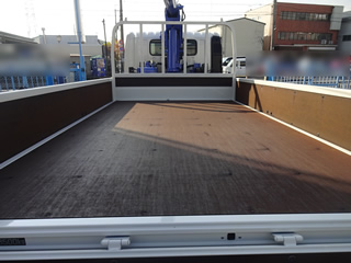 ������졼����ʿ�ܥǥ�