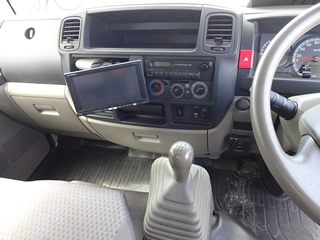 �˥å��󡡥ɥ饤�Х�